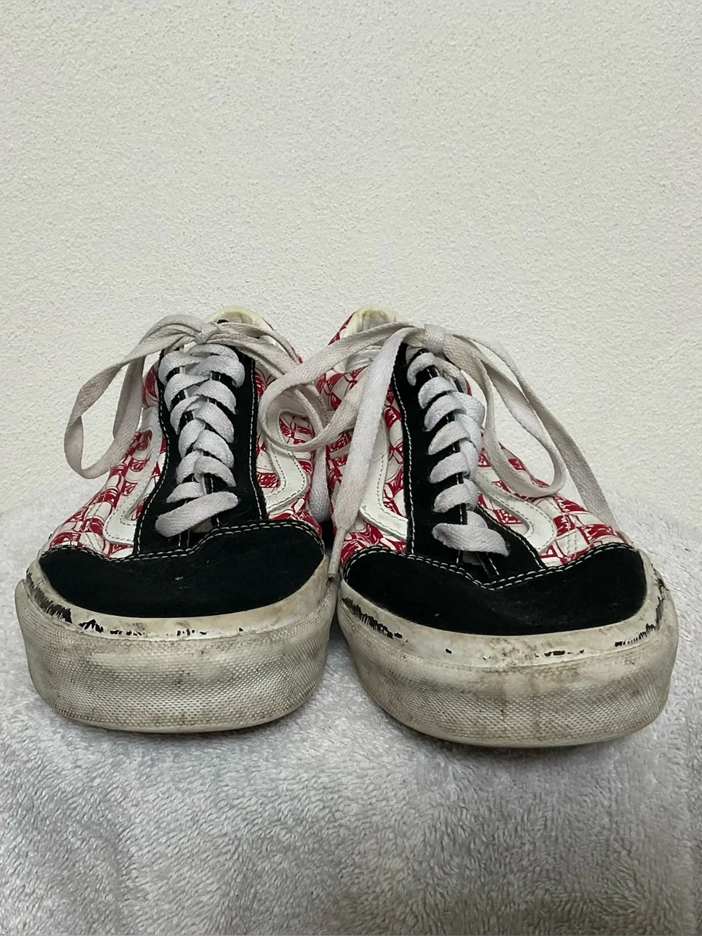 Vans Old Skool Red, White Checkerboard Low Top Sneakers Size 9 Men's Skate